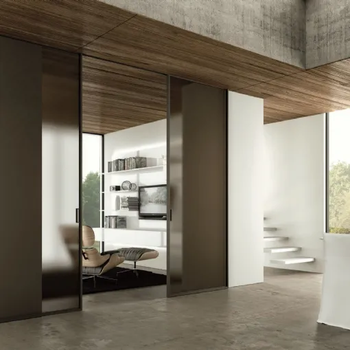 Porta per interni Aria Minimal 42 scorrevole in vetro e alluminio di Zemma