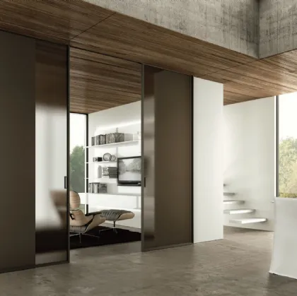 Porta per interni Aria Minimal 42 scorrevole in vetro e alluminio di Zemma