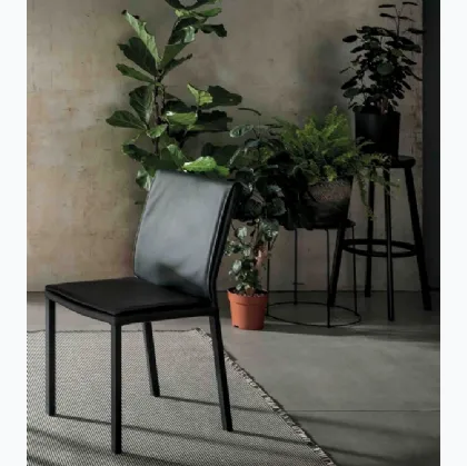 Sedia rivestita in pelle Molly di Altacom